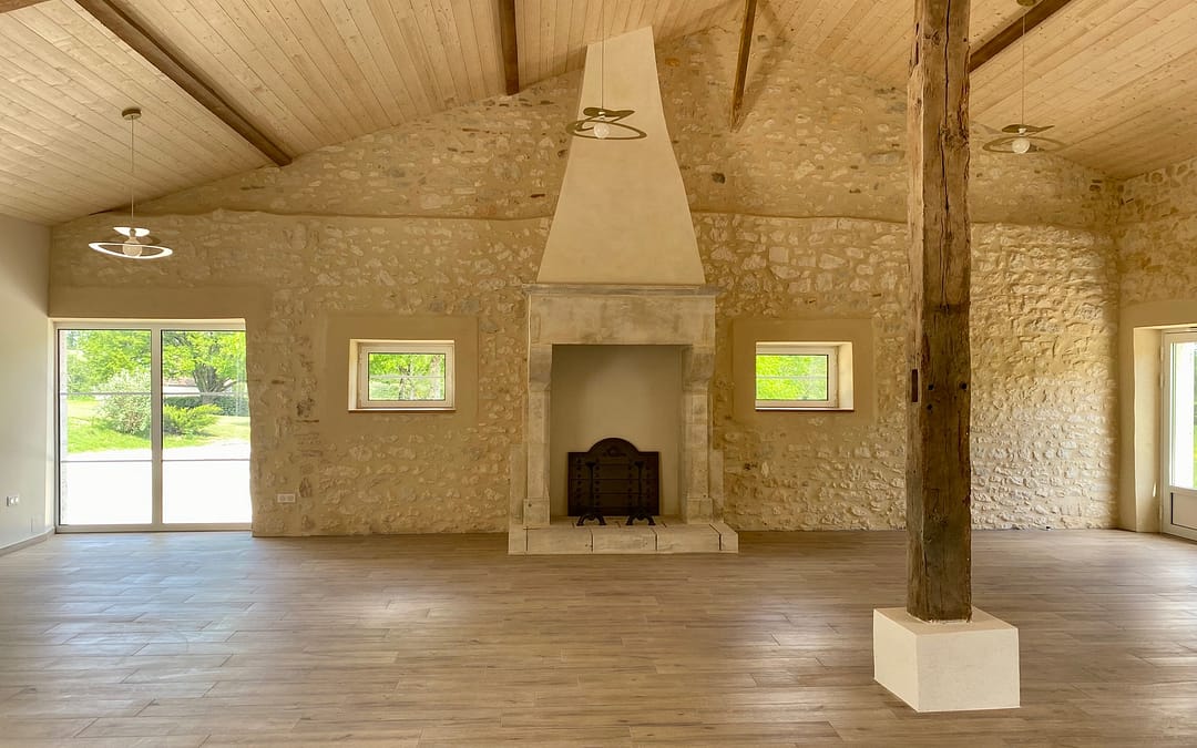 Cheminée monumentale, gîte, Lot